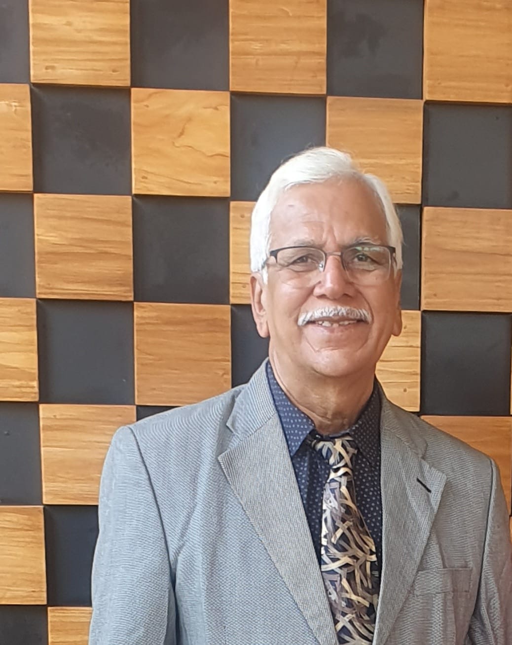 Dr. Anil Dixit